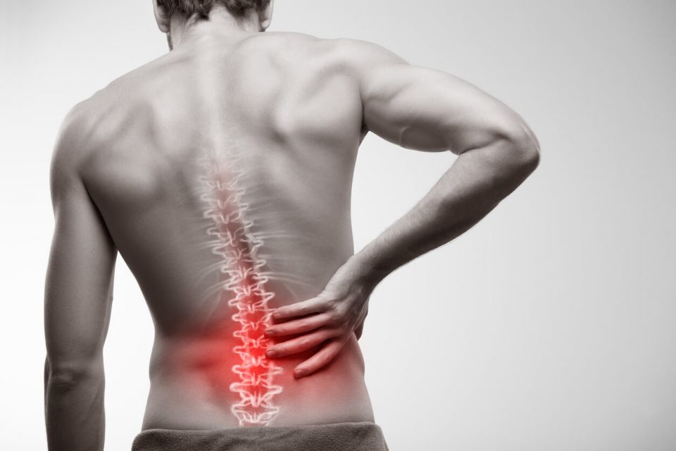 日本の腰部脊柱管狭窄症の治療は30年も遅れている事実